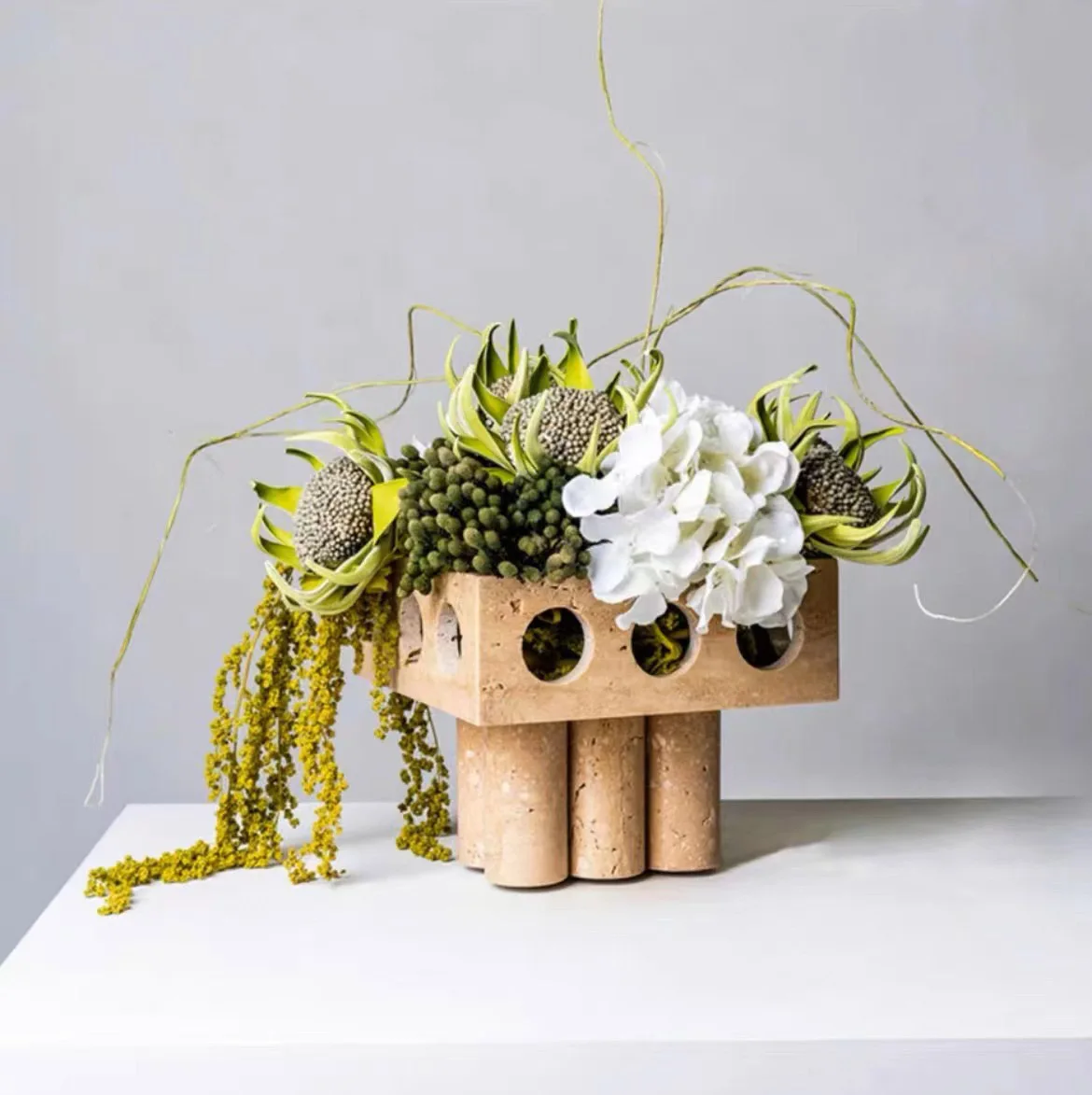 Resin Metal Decorative Candle  - Art Craft Restaurant recensie en prijs